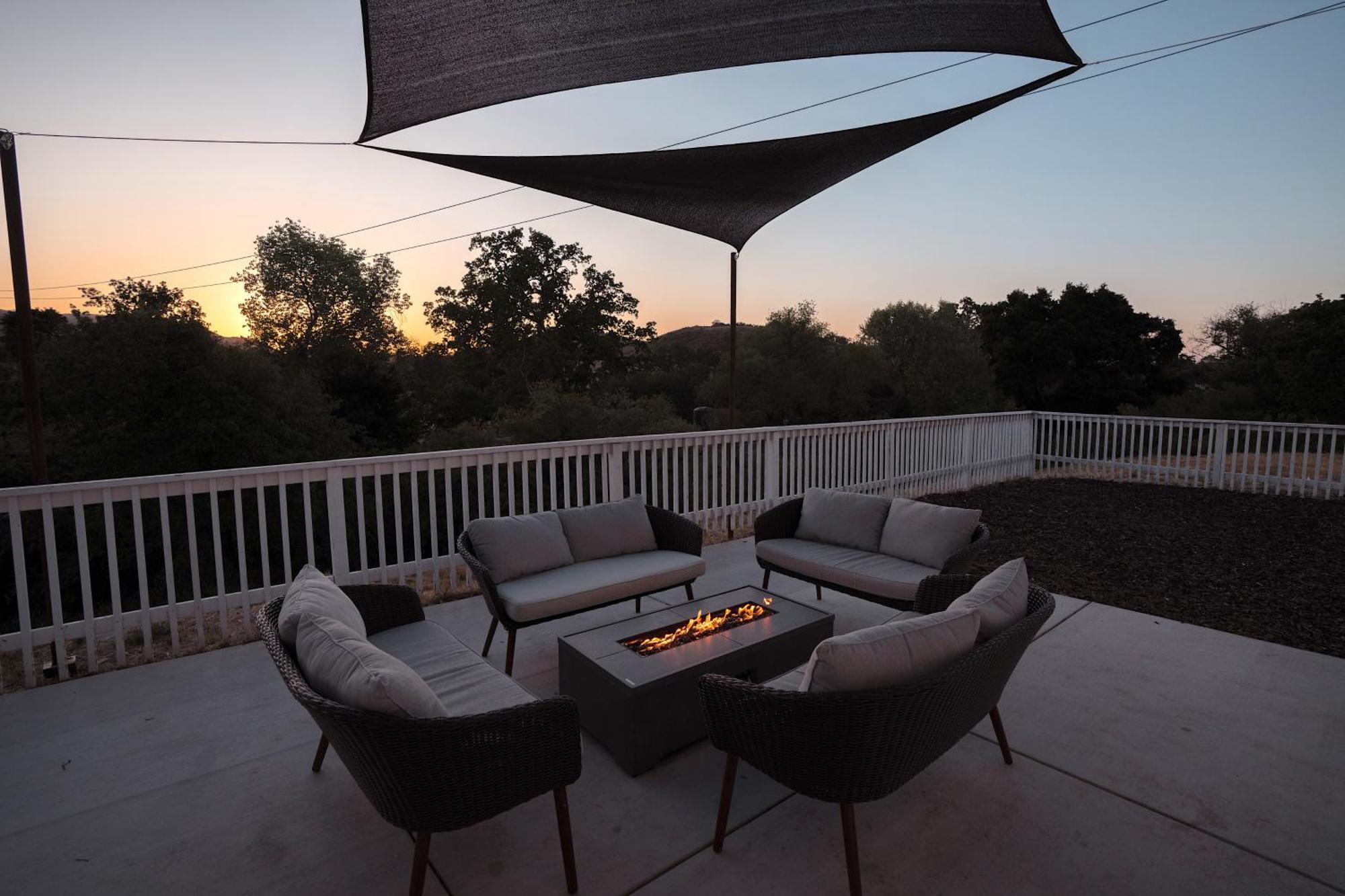 Wine Country Modern Farmhouse With Heated Pool, Hot Tub, Cybertruck Пасо-Роблес Екстер'єр фото